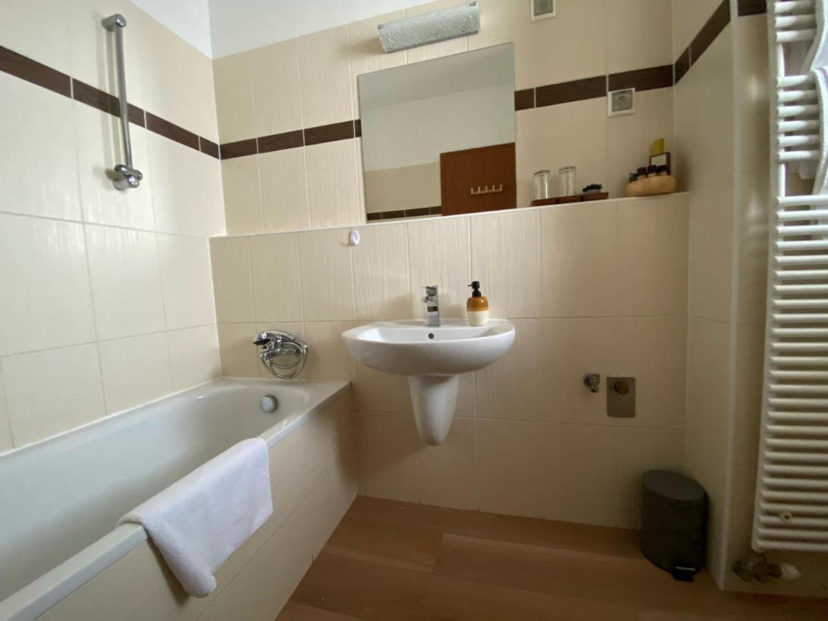 Lovag8 Apartment Budapest Kültér fotó