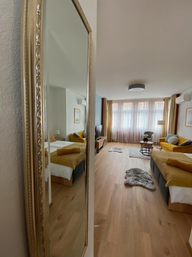 Lovag8 Apartment Budapest Kültér fotó